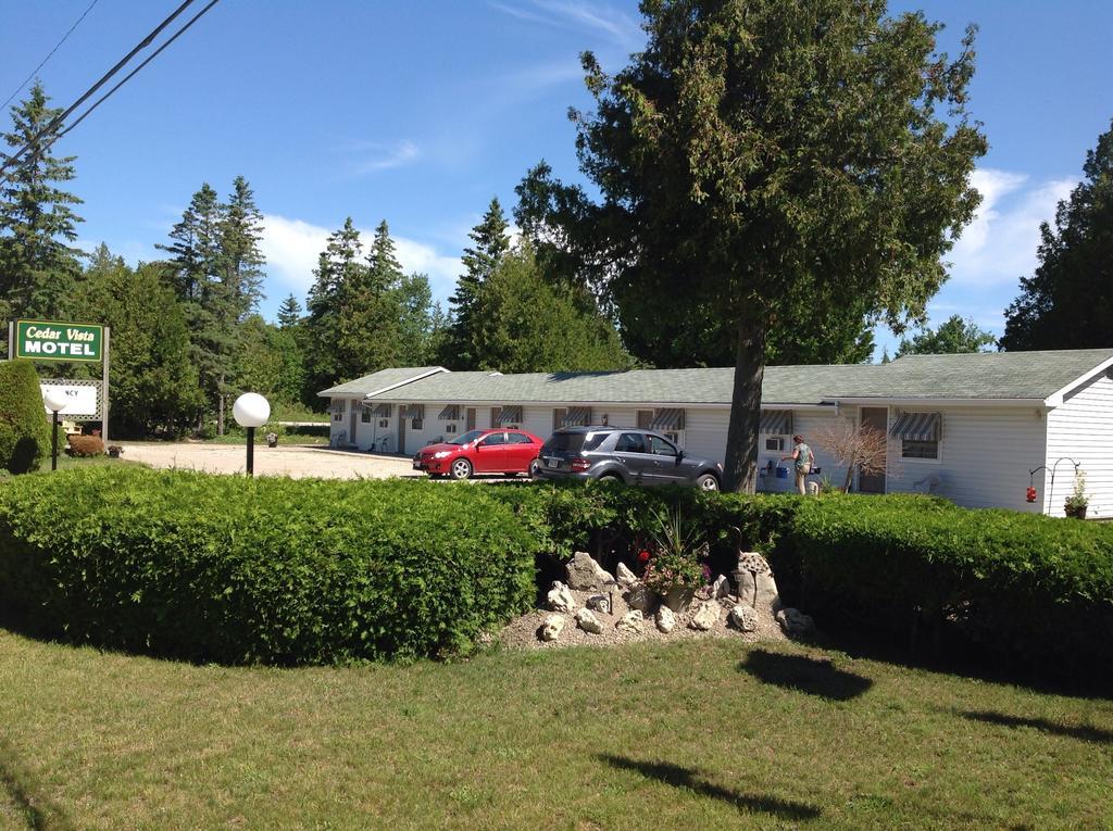 Cedar Vista Motel Tobermory Exterior foto